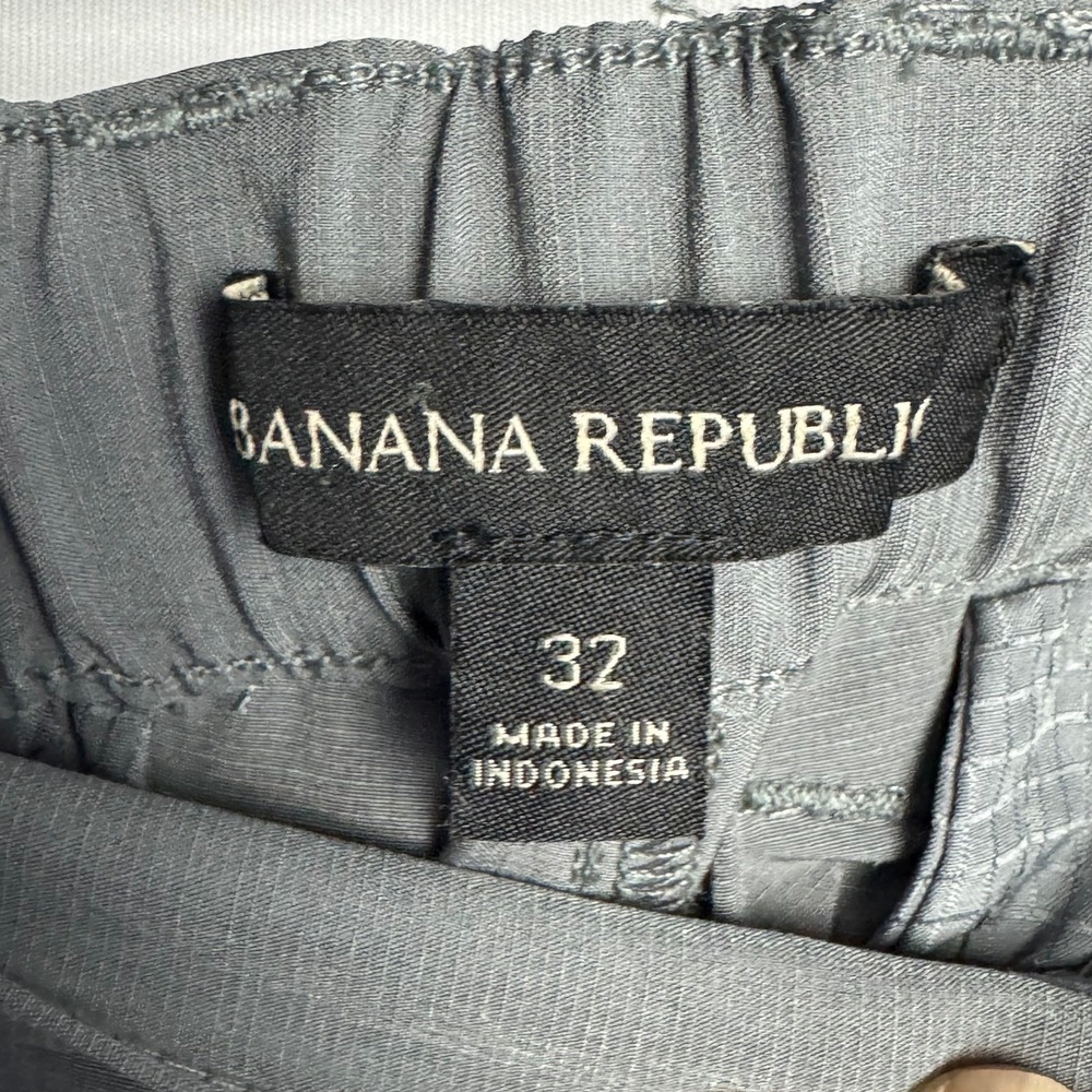 Banana Republic Men Gray Flat Front Stretch Tech Shorts Size 32 Golf Casual - Picture 6 of 8